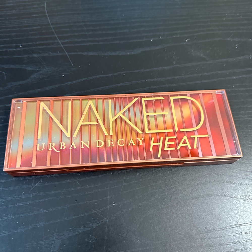 🔹NEW🔹 Urban Decay Naked Heat 🔥 Eyeshadow Palette